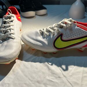 Nike Tempo Legend 9 Pro FG